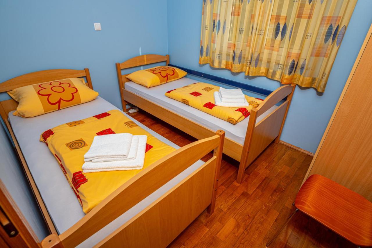 דראמליי Apartman Rima מראה חיצוני תמונה