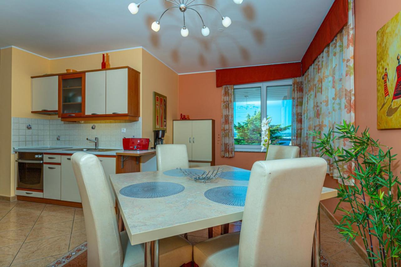 דראמליי Apartman Rima מראה חיצוני תמונה