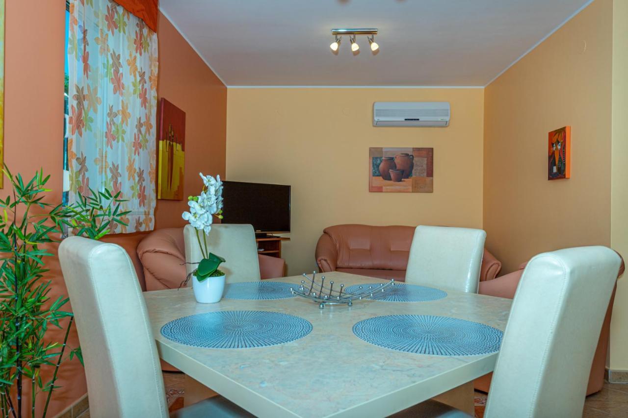 דראמליי Apartman Rima מראה חיצוני תמונה