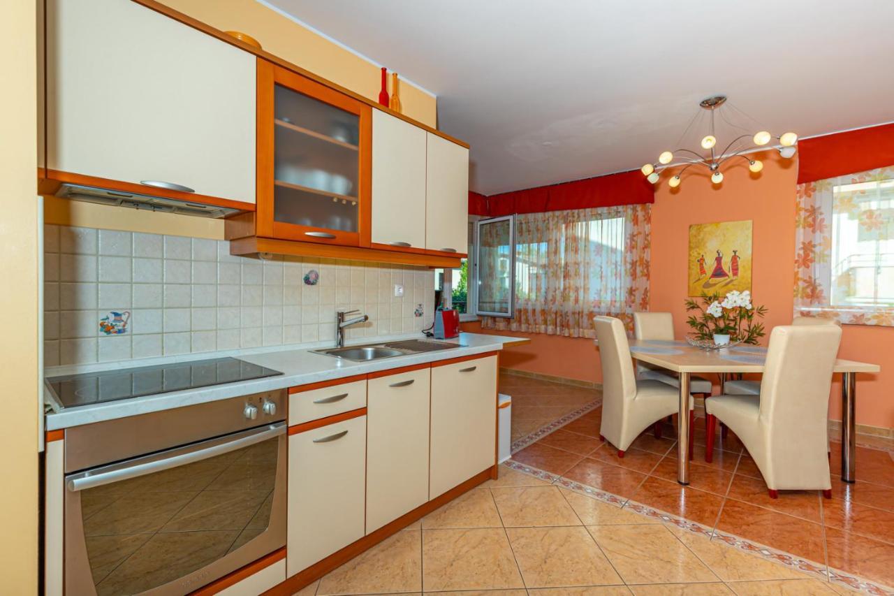 דראמליי Apartman Rima מראה חיצוני תמונה