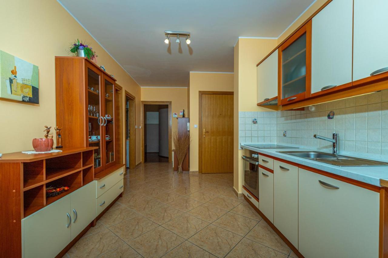 דראמליי Apartman Rima מראה חיצוני תמונה