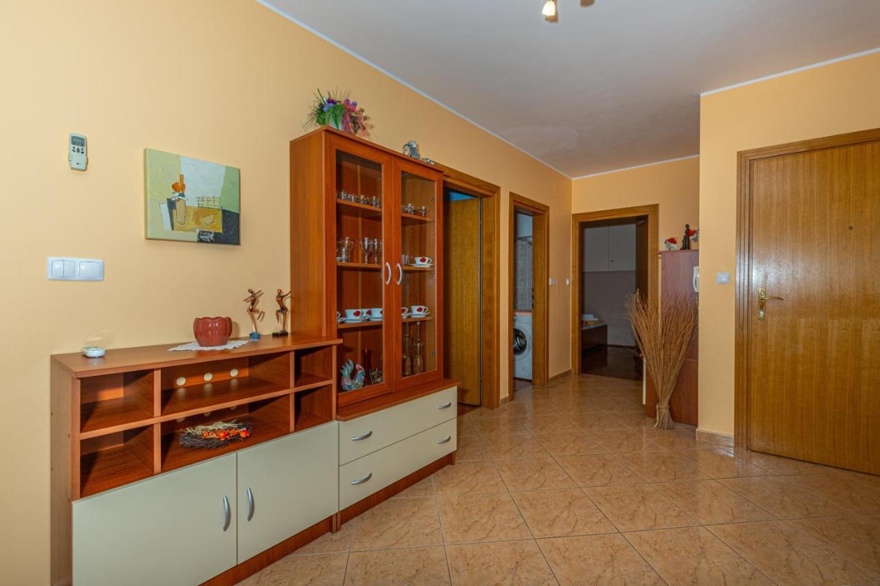 דראמליי Apartman Rima מראה חיצוני תמונה
