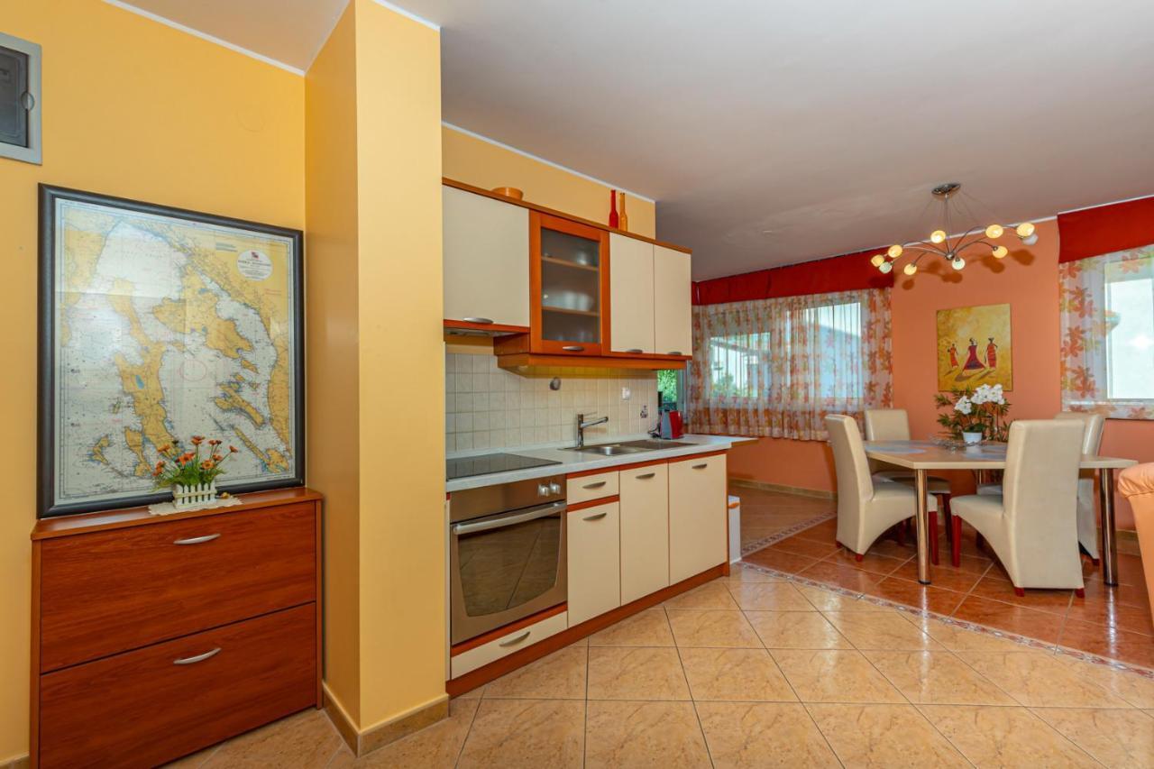 דראמליי Apartman Rima מראה חיצוני תמונה